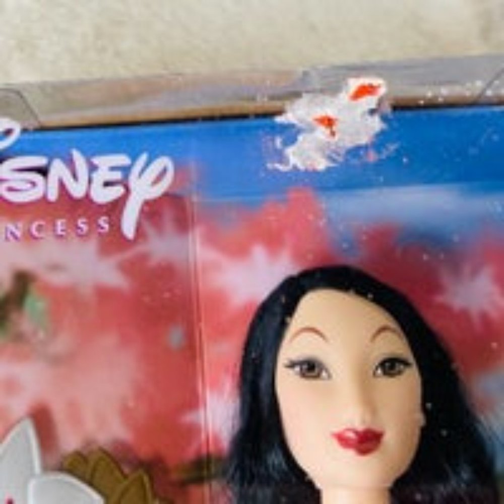 Barbie RARE Mulan Barbie - Picture 3 of 4